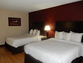 Red Roof Motel 2*